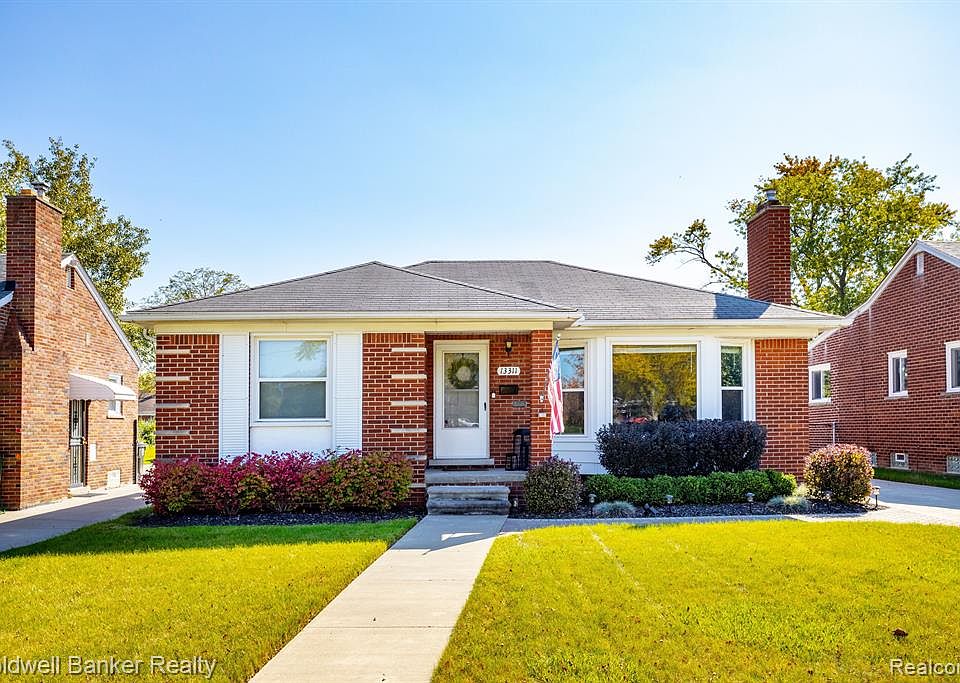 13311 Oak Park Blvd, Oak Park, MI 48237 Zillow