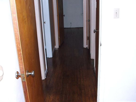 5th image of 9614 Fm 660