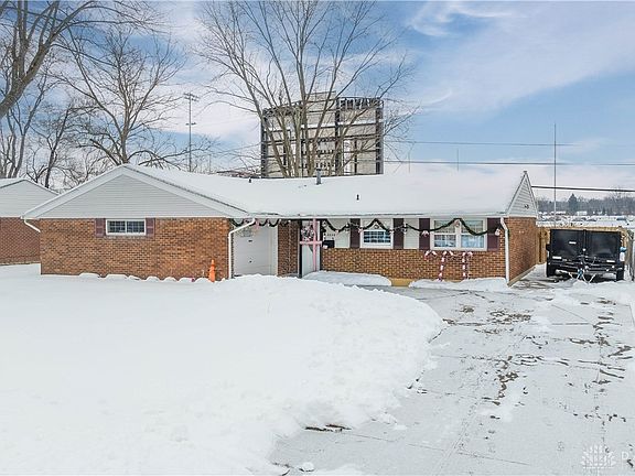 3rd image of 6224 Cruxten Dr