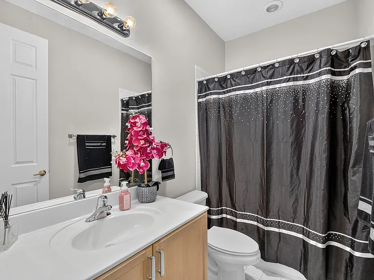 112 Monterey Bay Dr — Photo 33
