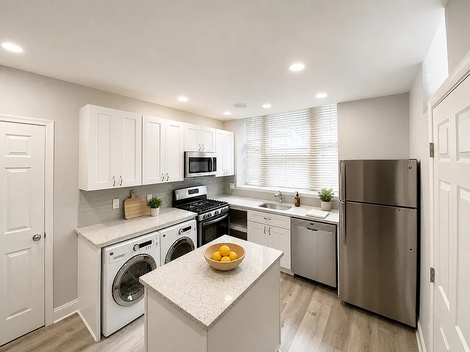 2133 Delancey Pl #1S