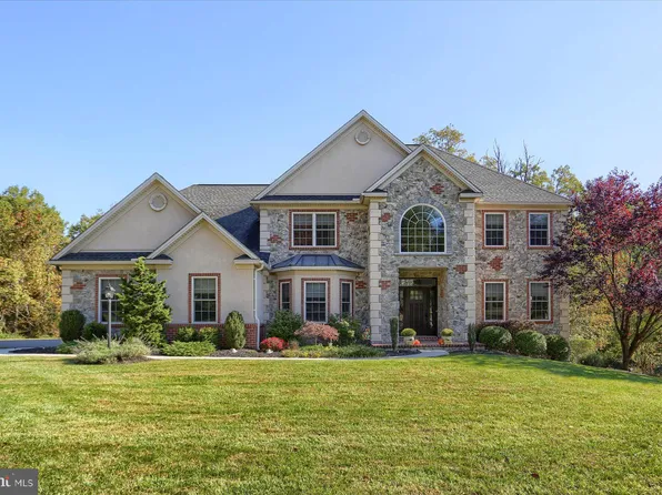619 Musket Ct, Lewisberry, PA 17339
