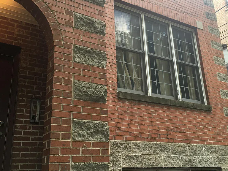 918 N Paulina St #2 — Photo 1