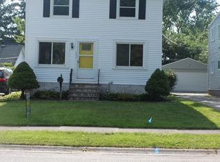 397 Elmwood Rd, Bay Village, OH 44140