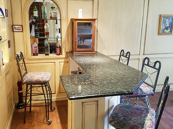3rd image of 133 Lounsberry Hollow Rd