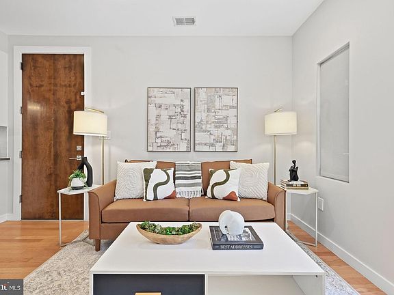 5th image of 435 R St NW #101