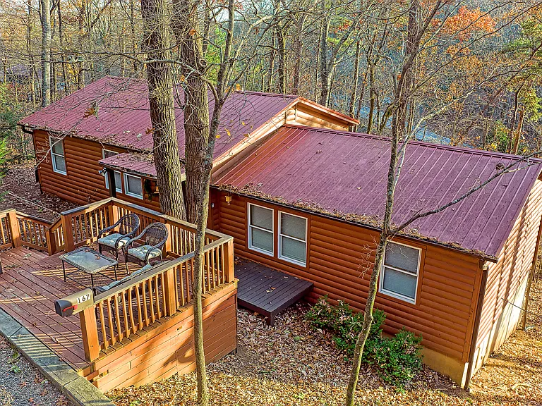 167 Johnson Cir — Photo 2