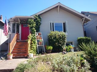 3326 34th Ave S, Seattle, WA 98144