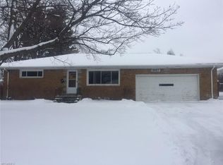 1887 Rush Rd, Wickliffe, OH 44092