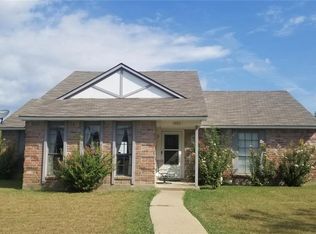 5633 Painter St, The Colony, TX 75056