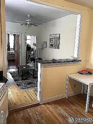 Rented by Oxford Property Group | media 37