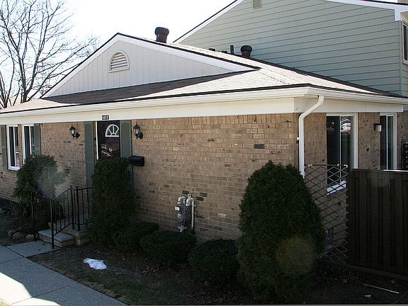 2nd image of 4909 Cara Ct #1