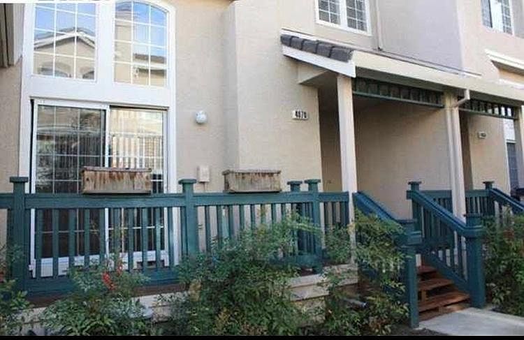 1st image of 4070 Skylark Ln