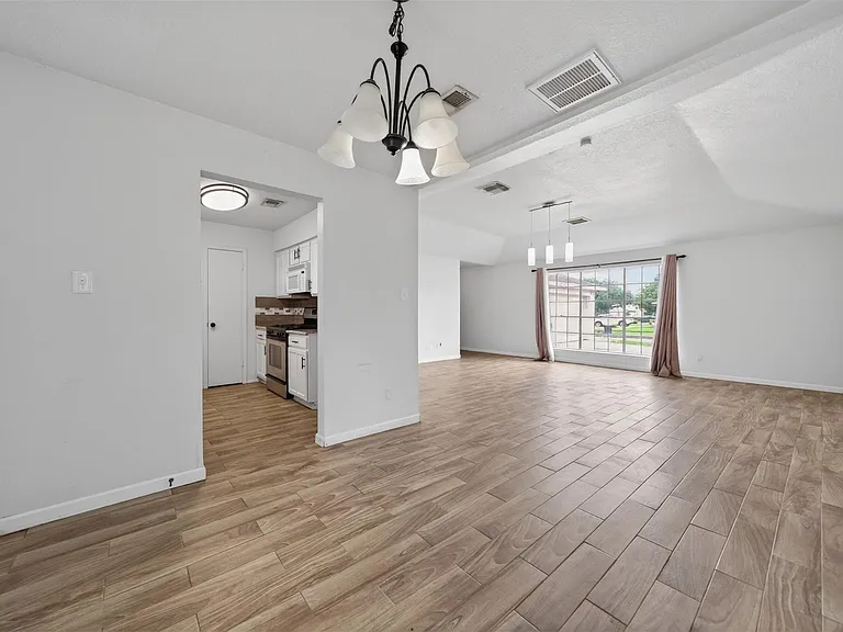 17002 Dew Drop Ln — Photo 5