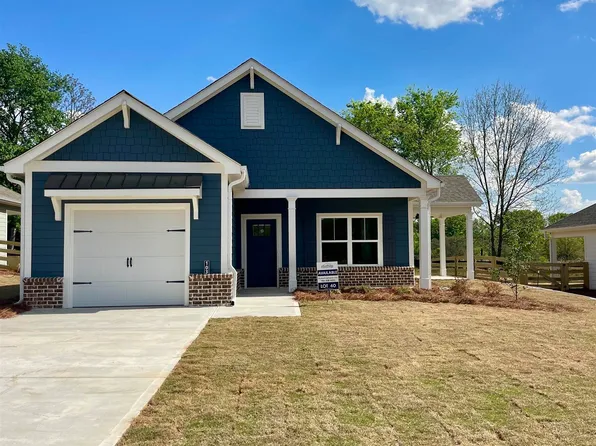 103 Cottage Grove Cir, Eatonton, GA 31024