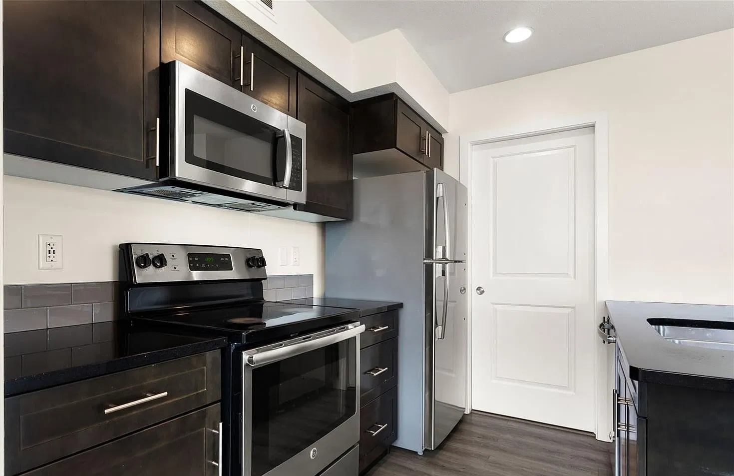 3367 Green Poppy Street — Photo 4