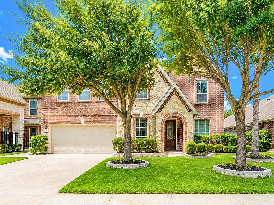 27310 Onslow Run Dr