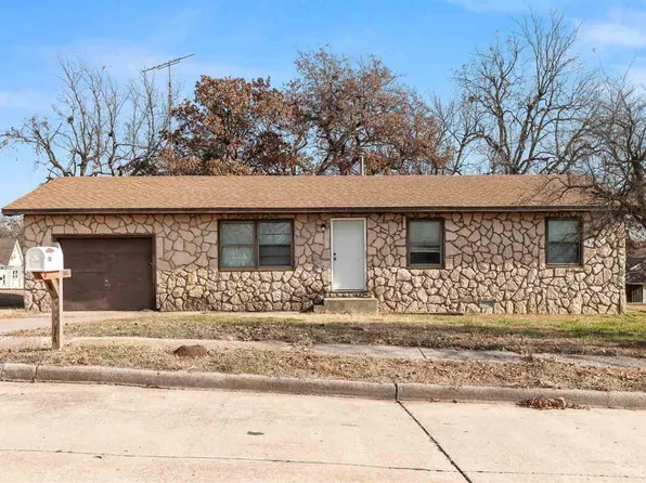 103 Walnut St, Kaw City, OK 74641