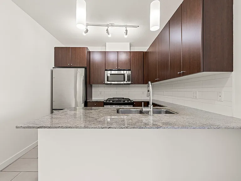 280 Ross Dr #1607 — Photo 8