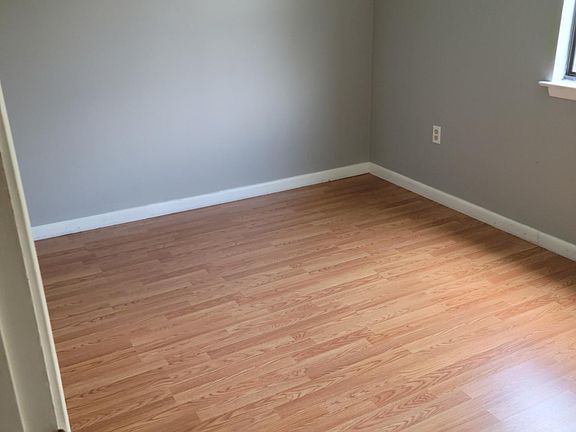 4th image of 185 Village Square Dr APT 32