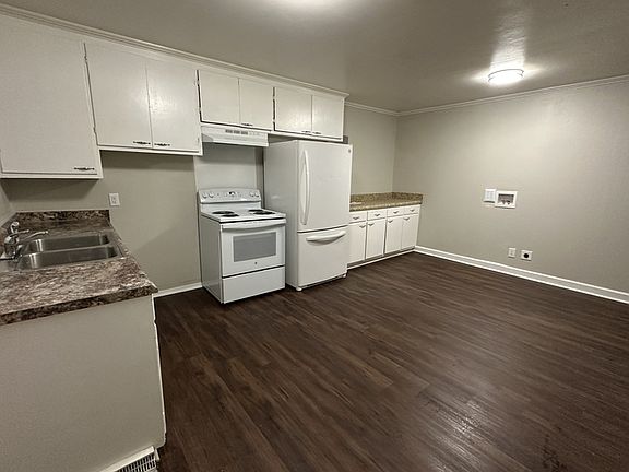 4th image of 329 Bost St #1