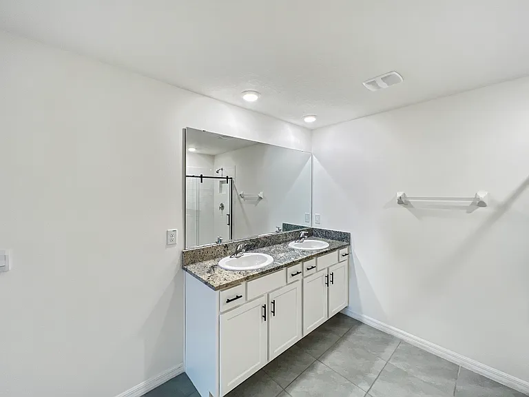 5563 SW 43rd Ct — Photo 15