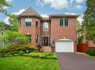 564 Broadview Ave, Highland Park, IL 60035