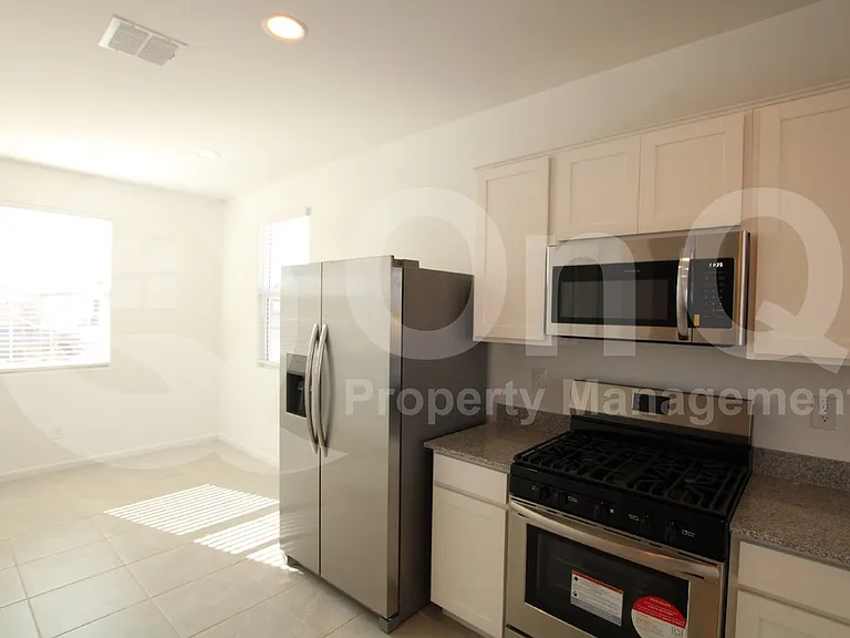 36400 W Mediterranean Way — Photo 2