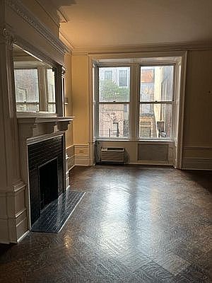 2nd image of 18 E 67th St #2/3B