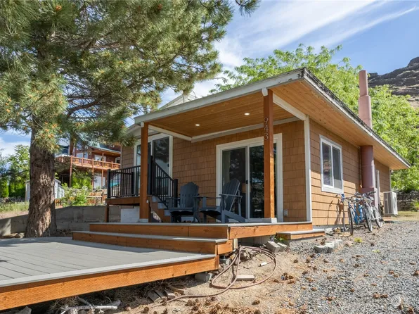 943 Boyer Avenue SW, Quincy, WA 98848