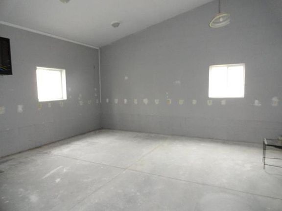 2nd image of 206 N Parker St