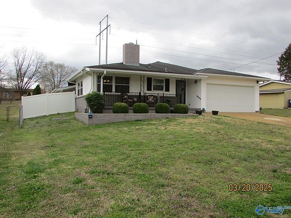 3rd image of 4215 Coffee Dr SW