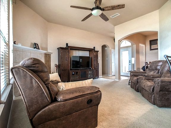 5th image of 6915 Stonegate Dr