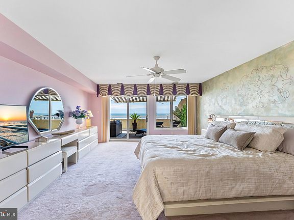 5th image of 1368 Boardwalk Unit B