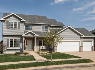 6170 Granite Dr NW, Rochester, MN 55901