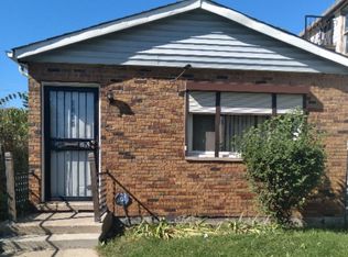 9528 S Wentworth Ave, Chicago, IL 60628