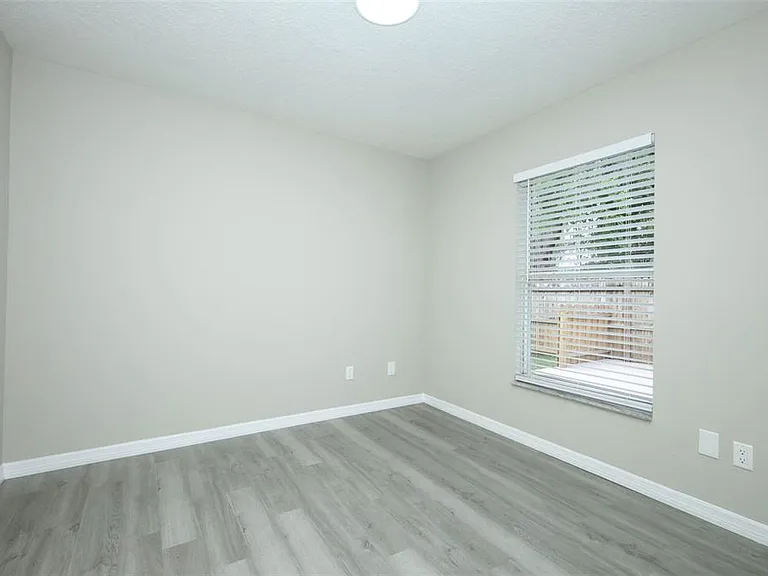 786 Lincoln Pkwy — Photo 14