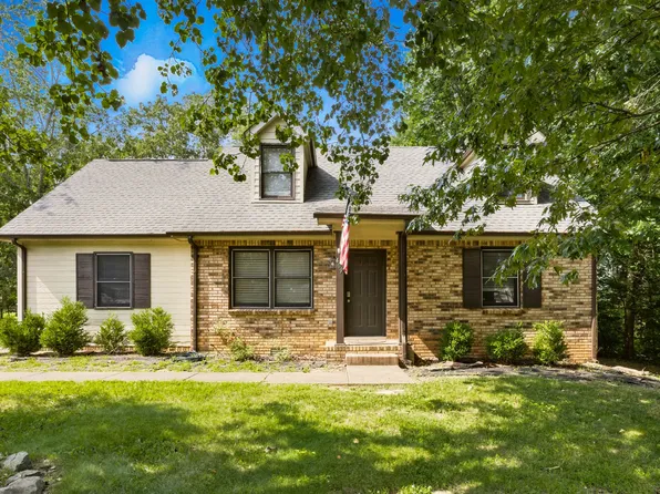 409 Spencer Ln, Clarksville, TN 37042