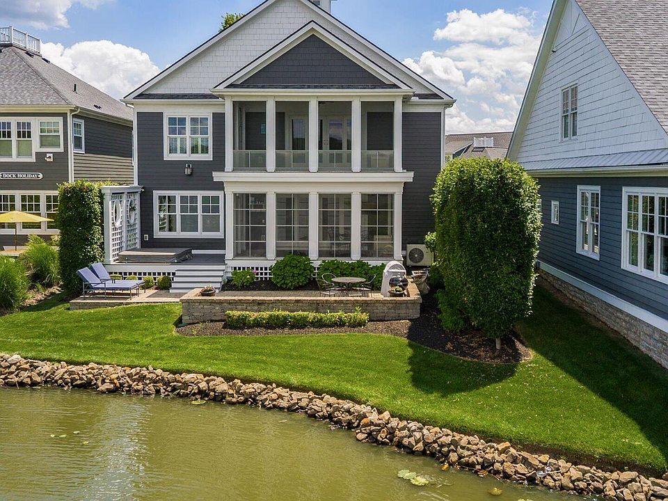 1st image of 9444 Vista Point Dr