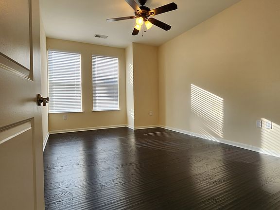 4th image of 2655 Prosperity Ave APT 219