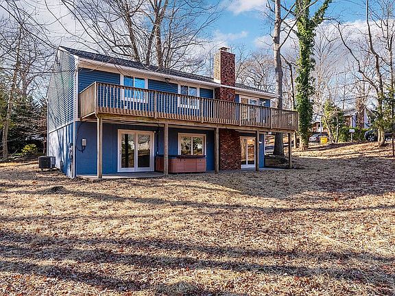 4th image of 133A Lee Dr