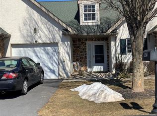 1471 Harvest Dr W, Forks Township, PA 18040