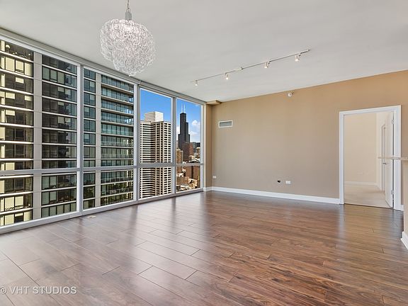 5th image of 1201 S Prairie Ave APT 2406