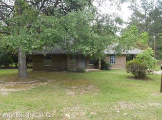1011 N Sunnyhill Dr, Pineville, LA 71360