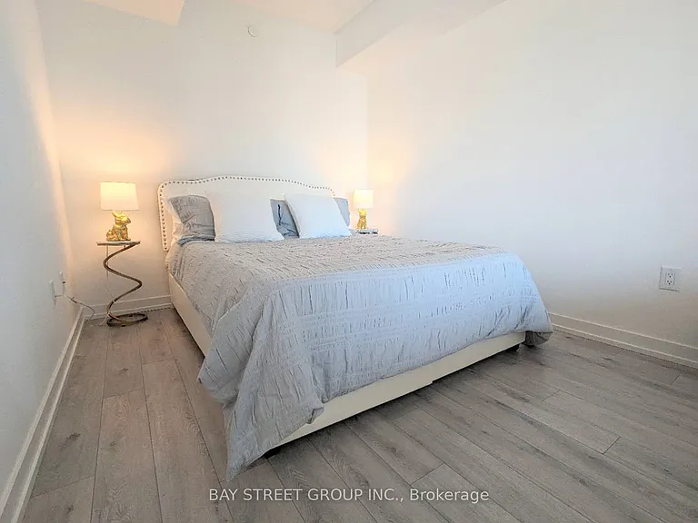 77 Shuter St #1707 — Photo 12