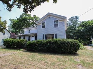 227 2nd Ave, Three Rivers, MI 49093