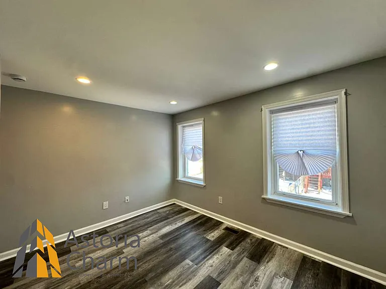 2609 Hampden Ave — Photo 16
