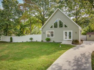 14426 Maple Dr, New Buffalo, MI 49117
