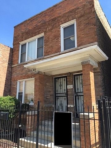 1st image of 2823 N Clybourn Ave