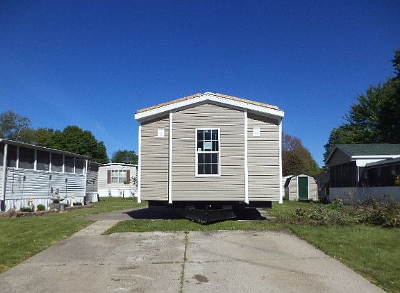 2nd image of 7131 Birchview Dr